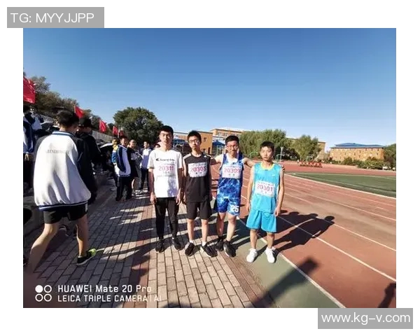 重庆足球队的奋斗与荣耀:一段不平凡的突破历程纪实